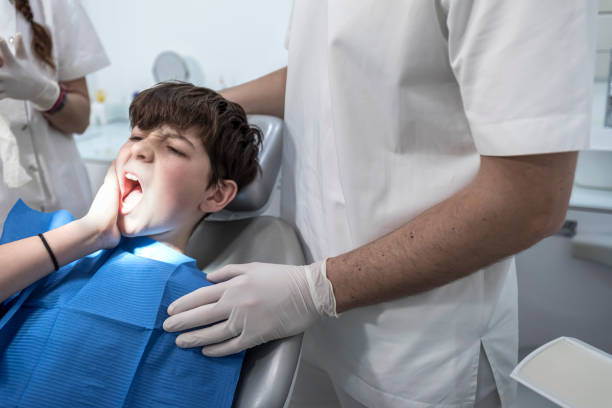 Best Emergency Tooth Extraction in Mcgregor, TX